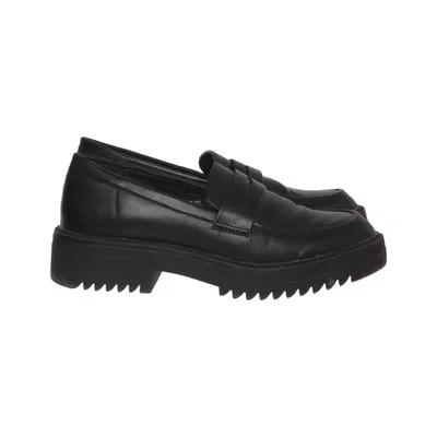 Loafers (Svart) från NLY