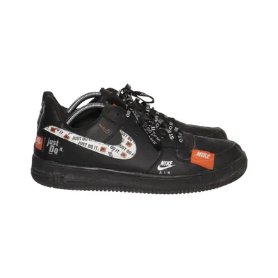 Sneakers (Svart, Orange, Vit) från Nike Air