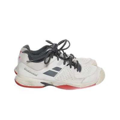 Trainers (PULSION ALLCOURT JR) from Babolat