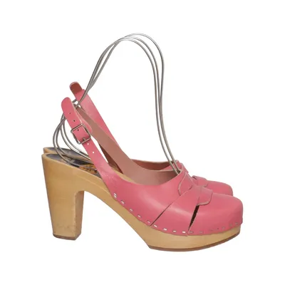 Clogs (Pink) from Swedish Hasbeens
