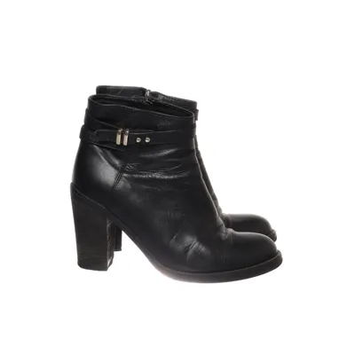 Boots (Schwarz) von Pennyblack