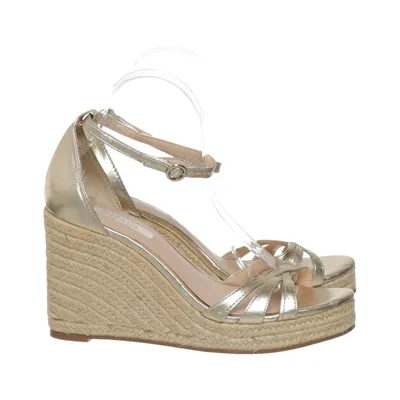 Chaussure compensées (Or) de Mango