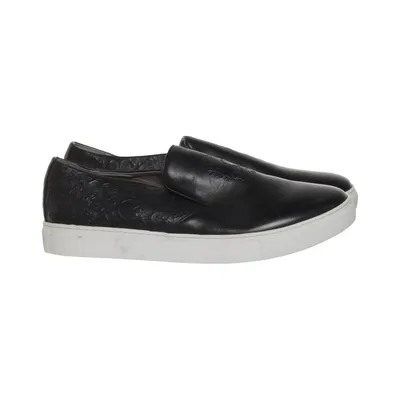 Slip-ons (Black, White) from Robert Graham Leather