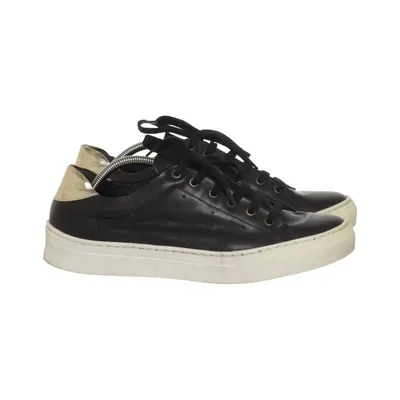 Sneakers (Svart) från Jascha Stockholm