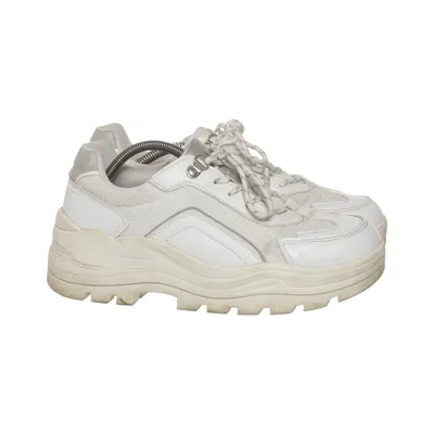 Sneakers (White) from Vox