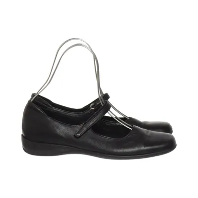 Ballet flats (Black) from Castañer