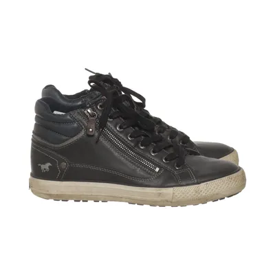 Laced boots (Black) from Mustang True Denim