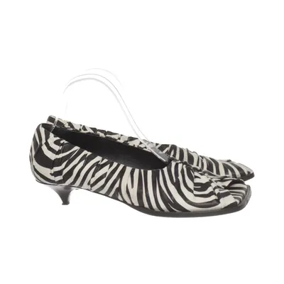 Pumps (Svart, Vit) från By Malene Birger