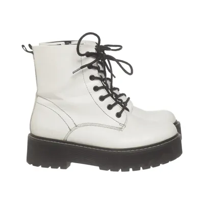 Laced boots (White, Black) from Catwalk