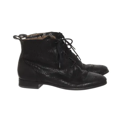 Laced boots (Black) from Ecco