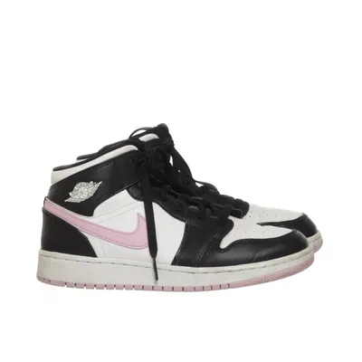 Basketsko (555112-103) fra Nike