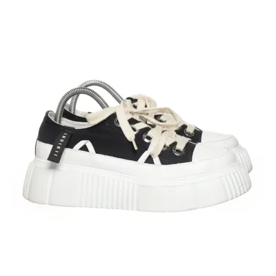 Sneakers (Black, White, Beige) from Inuikii