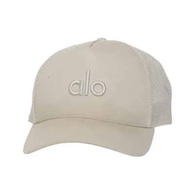 Trucker pet (Beige) van Alo Yoga