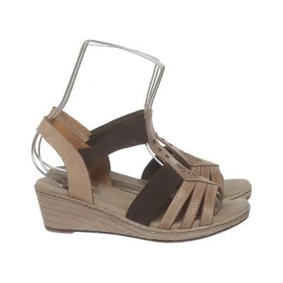 Chaussure compensées (Beige) de Emma