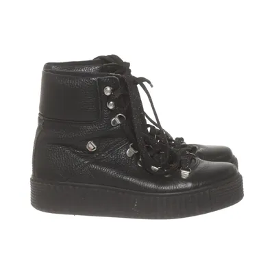 Schnürstiefel (Schwarz) von Shoe the Bear