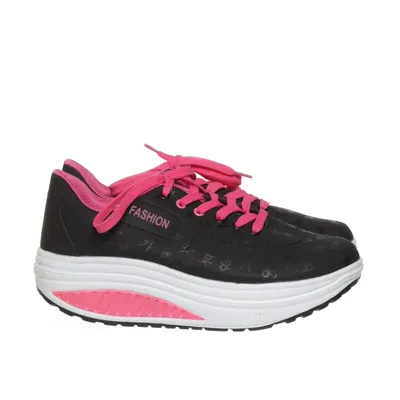 Baskets (Noir, Rose, Blanc) de Brooks