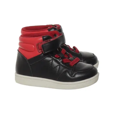 Sneakers (Black, Red) from Happy Bee