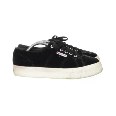 Sneakers (Svart) från Superga