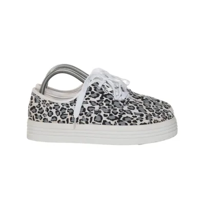 Sneakers (White, Black, Gray) from Kalasity