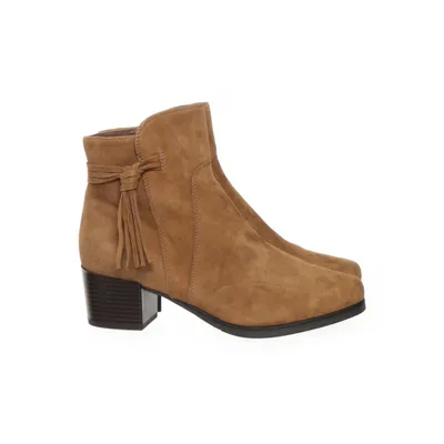 Heeled boots (Brown) from Mona Suede