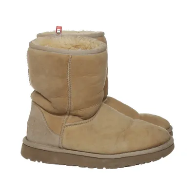 Støvler (Classic Short II) fra UGG Ruskind