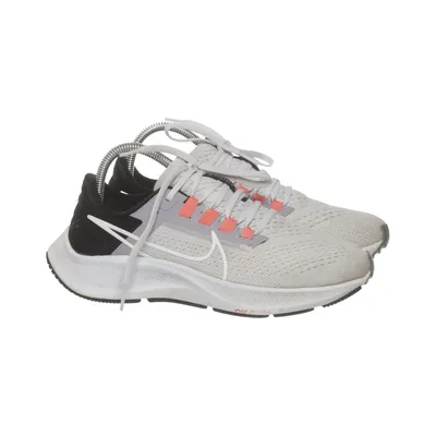 Chaussures de course (Blanc, Gris, Noir) de Nike