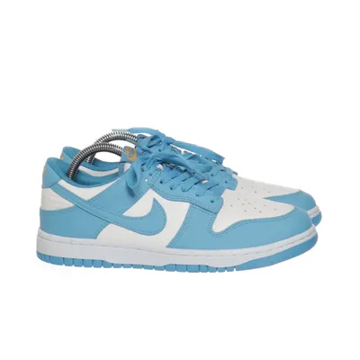 Sneakers (Blue, White) from Nike SB
