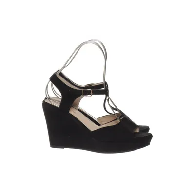 Wedges (Black) from Tulipano