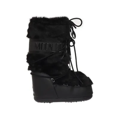 Boots (Black) from Moon Boot