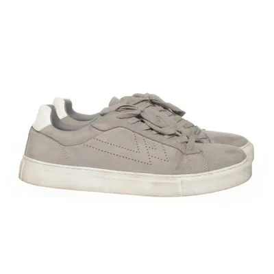 Sneakers (Grijs) van Lejon Imitatie suède