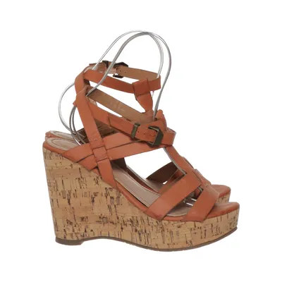 Wedges (Brown) from Tobi