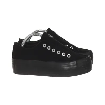 Canvas shoes (Black) from Outsider