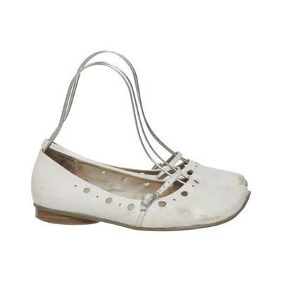 Ballet flats (White) from Hush Puppies Leather