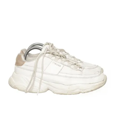 Sneakers (White) from Borg