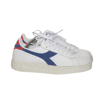 Sneakers (Vit, Blå, Röd) från Diadora Skinn