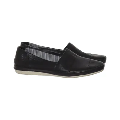 Slip-ons (Black) from Cavalet