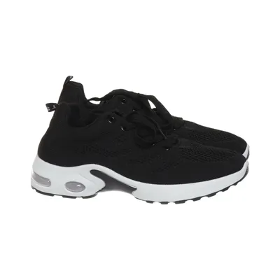 Trainers (Black, White) from Fashion Nova