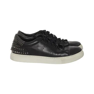 Baskets (Noir) de Lola Cruz
