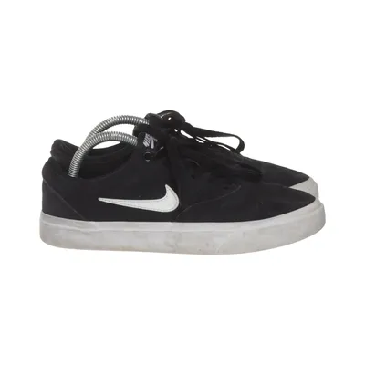 Sneakers (Sb Chron 2) from Nike SB