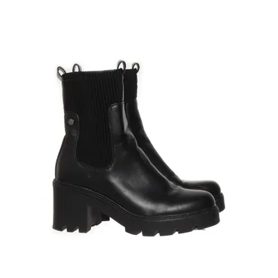 Ankle boots (Black) from Xti Urban Brand