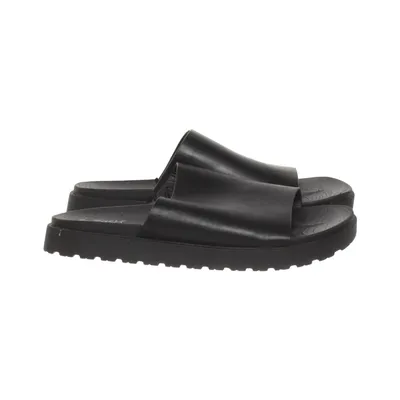 Slip-ins (Black) from Zoey
