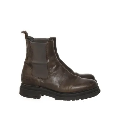 Chelsea boots (Brown) from Apple of Eden