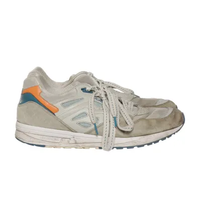 Trainingsschoenen (Grijs, Blauw, Oranje) van Karhu