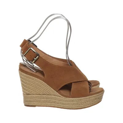 Chaussure compensées (Marron) de UGG Cuir