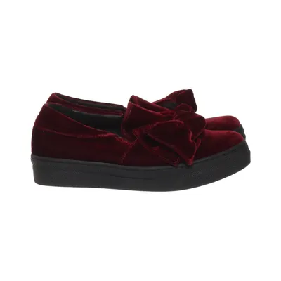 Slip-ons (Red) from KMB