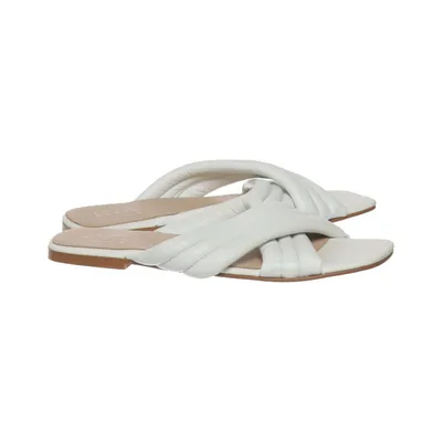 Mules (Blanc) de Another A Cuir