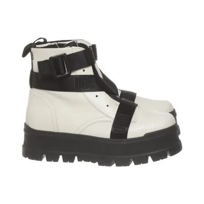 Boots (W Sid) från UGG Skinn