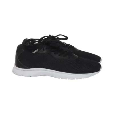 Running shoes (Black, White) from Revolution Footwear