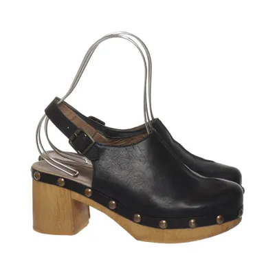 Clogs (Black) from Ten Points Leather