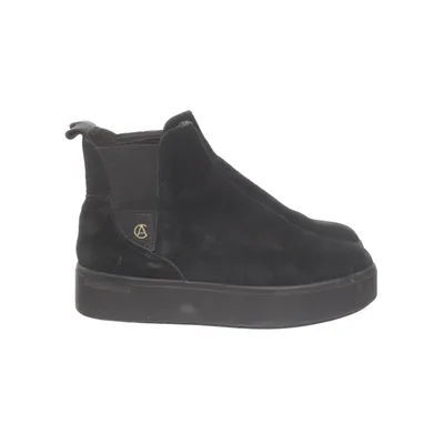 Chelsea boots (Black) from Agnes Cecilia